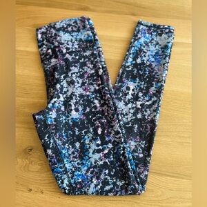 Fabletics women’s Colorful abstract or splatter Print Leggings